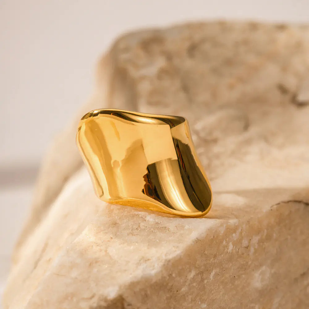 18K Gold Minimalist Wide Ring