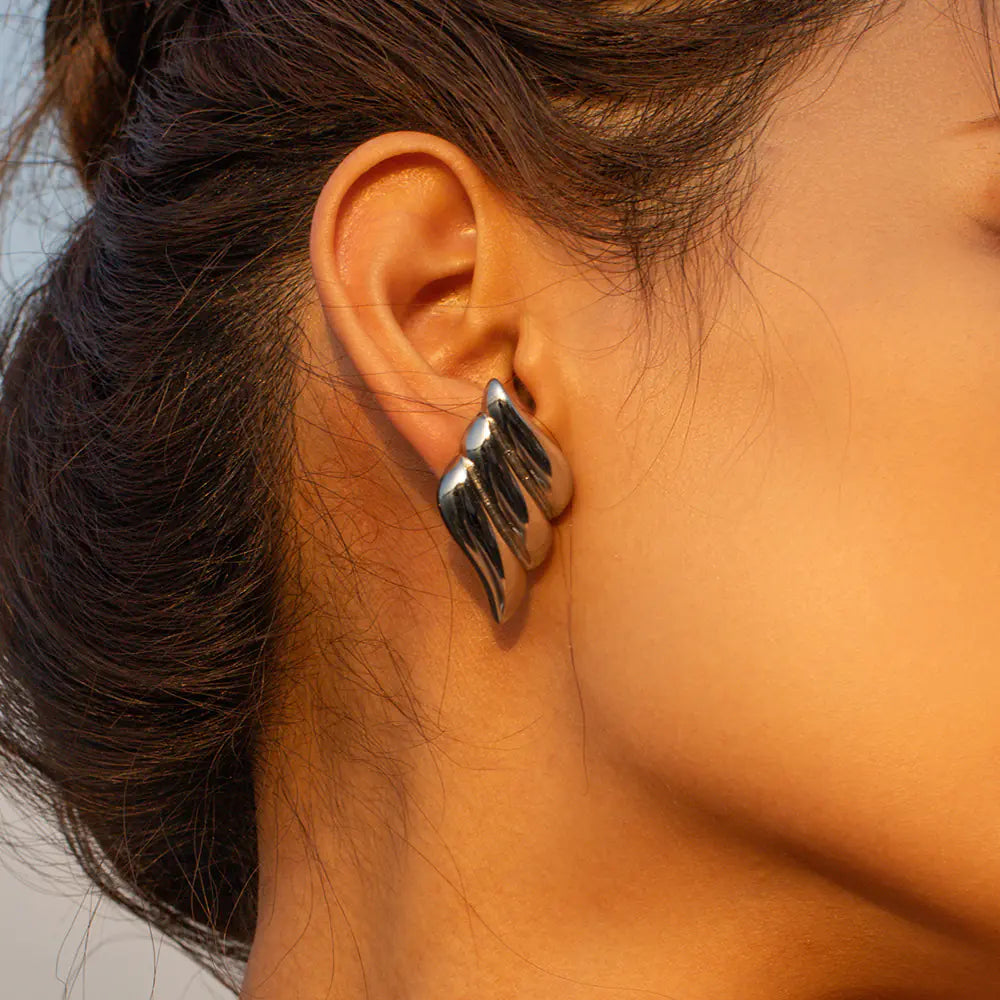 18K Gold  Vintage Minimalist Earrings