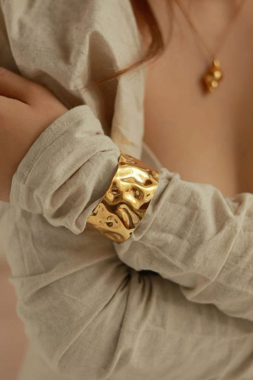 18K Gold Mediterranean Style Bracelet